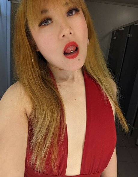 xiaolingc セクシーなスター ギャラリー