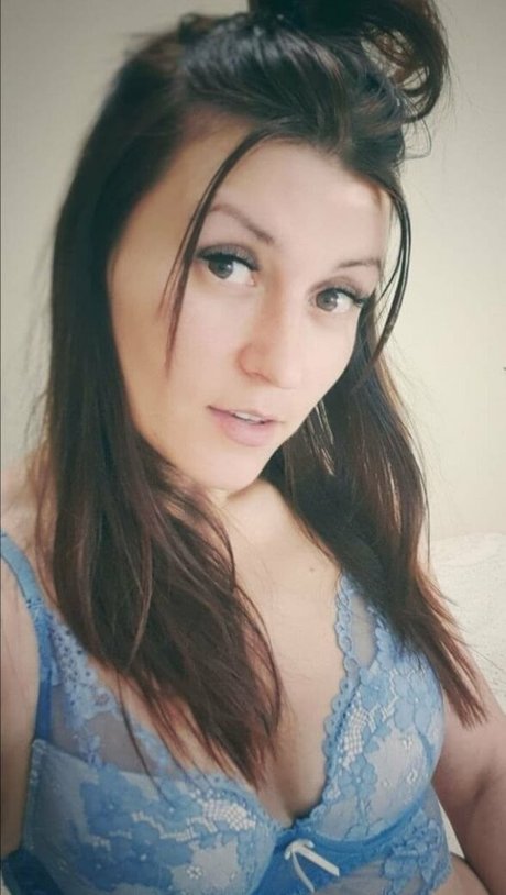 イギリスのプッシーOnlyFans ポルノグラフィック 画像