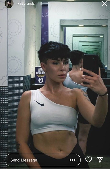 kaitlyn nolan エロティックなモデル 画像