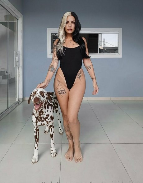 バレーボール オンリーファンズ セクシーヌード 画像