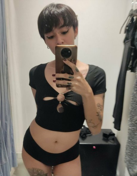 loveaxlgnr ホット女優 ギャラリー