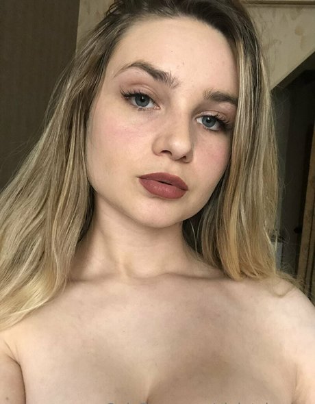 violetcherryy トップモデル 画像