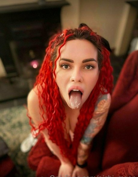 赤毛の熟女オンリーファンズ エロチック ギャラリー