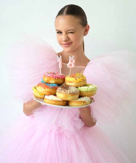 Kristina Shmidt アートモデル 写真