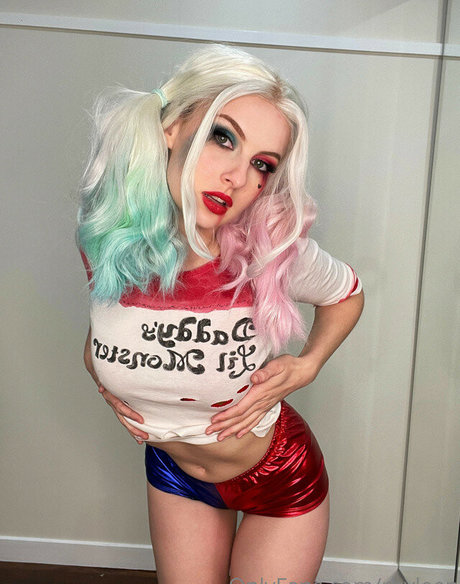 Rhyleep セックスポルノスター 画像