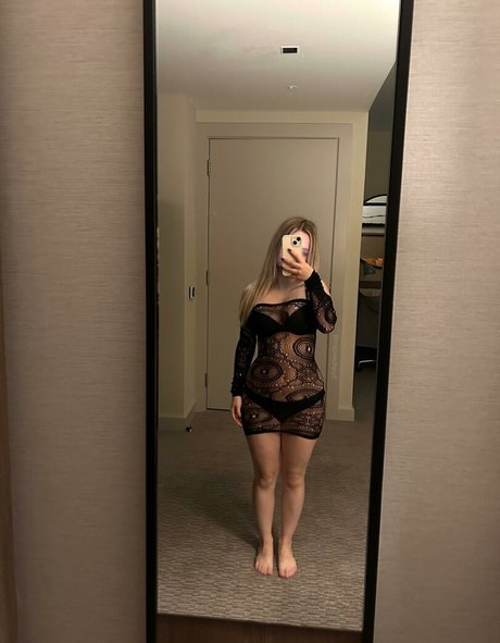 義理の妹オンリーファンズ 美しい 写真