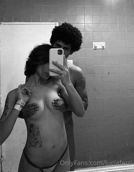 ティーンランジェリーOnlyFans アダルト 写真