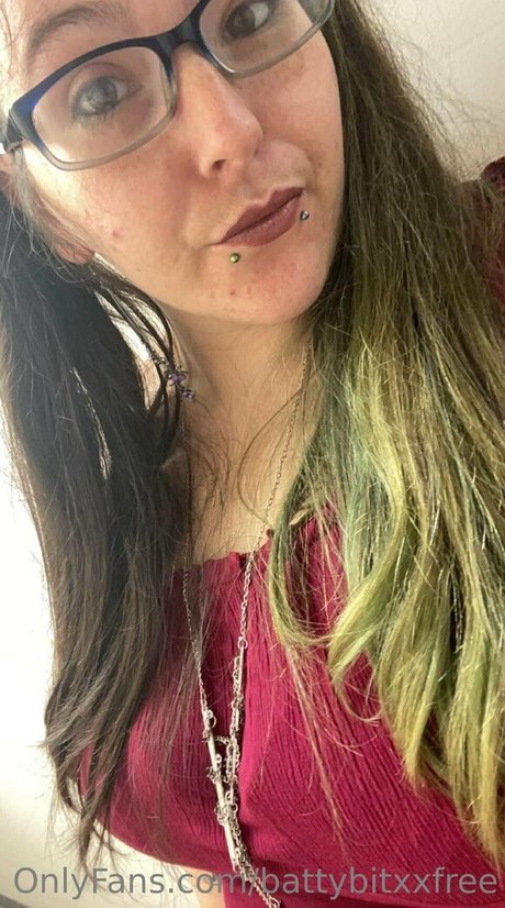 つま先オンリーファン 美しい裸 画像