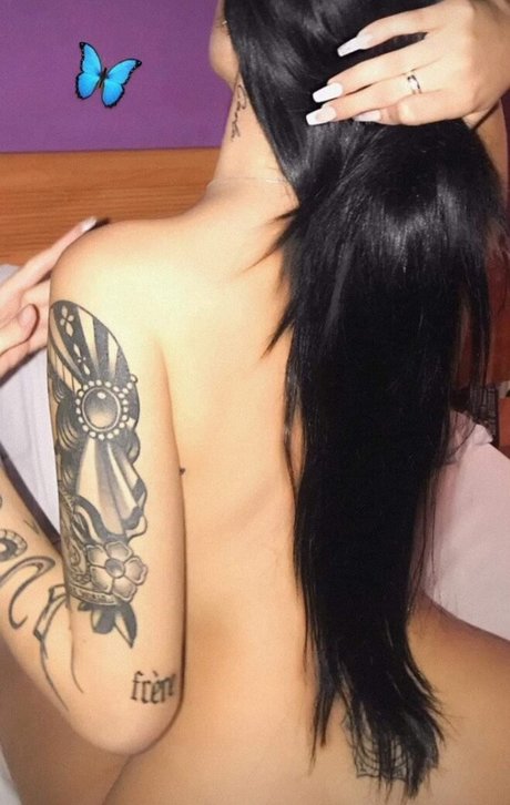 巨乳のオンリーファンズ ホットセクシー 写真