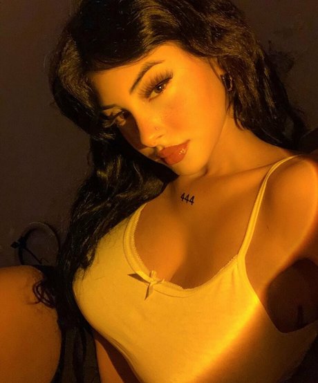 若い黒人女性オンリーファンズ ベスト ギャラリー