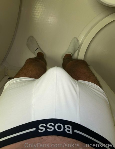 snkrs uncensored 独占ポルノスター 写真