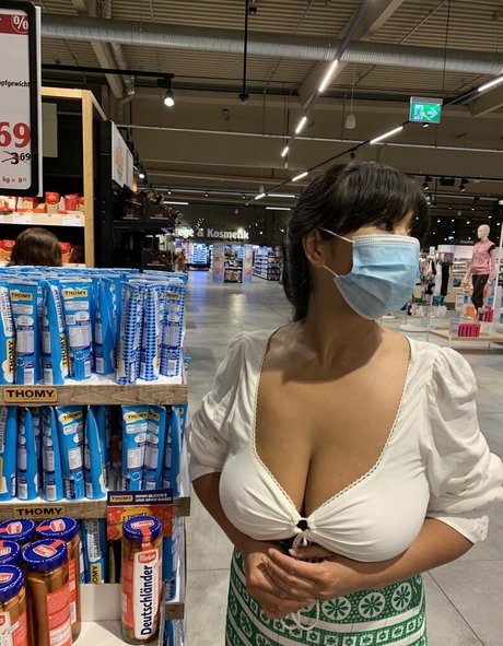 sunny chocolat free ポルノ女優 写真