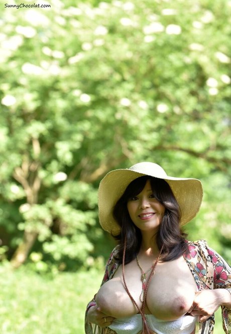 sunny chocolat free トップモデル アーカイブ