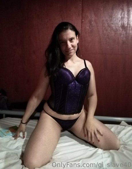 gi slave40 ポルノ女優 写真