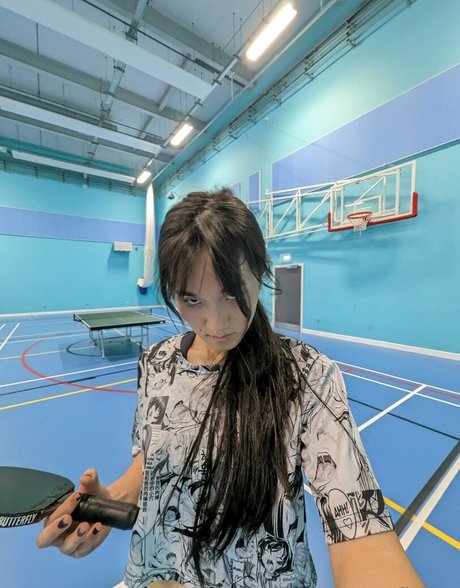 バレーボール オンリーファンズ 裸 写真