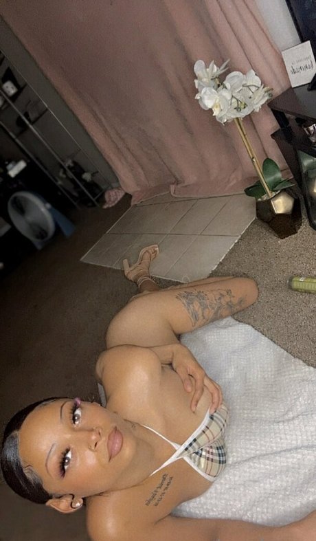 tae lexxx アートモデル 写真