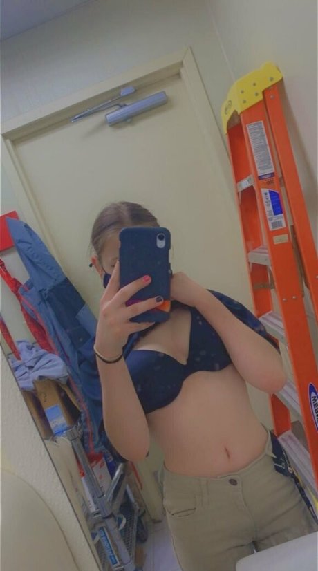 黒檀の猫オンリーファンズ えろ 画像