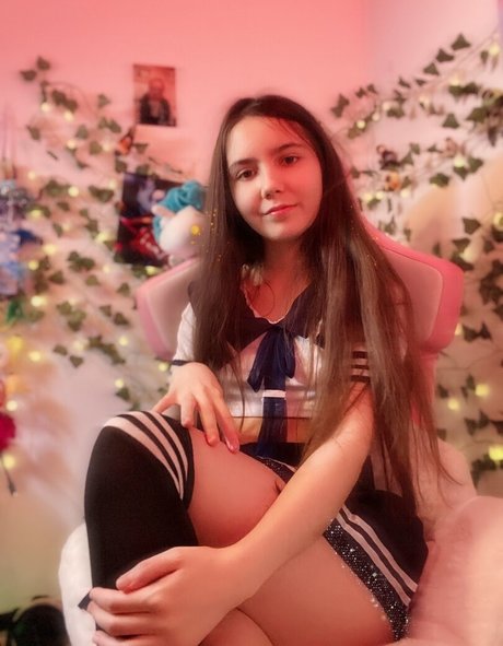 ティーンランジェリーOnlyFans 裸 ギャラリー