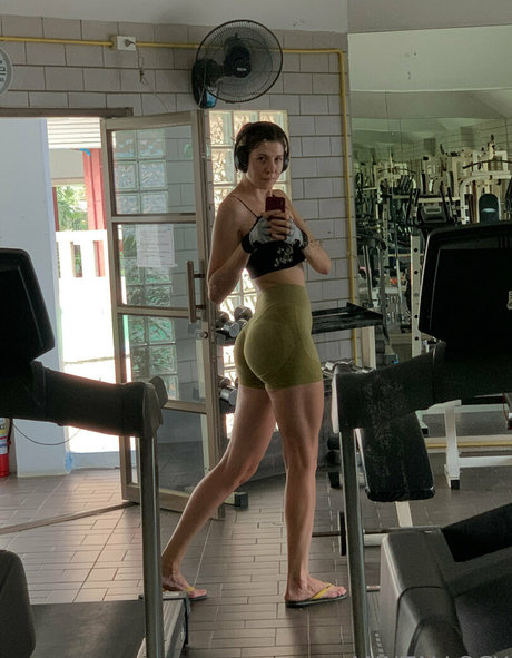 asmr ジンジャー オンリーファンズ セックス 写真