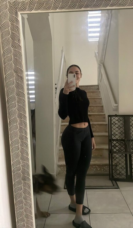 黒いお尻のオンリーファンズ セクシーヌード 画像