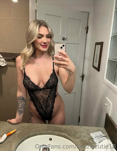 kenziecutie18 美しいモデル 画像