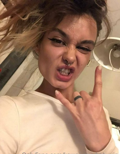 50歳以上のオンリーファンズ セクシー裸 写真