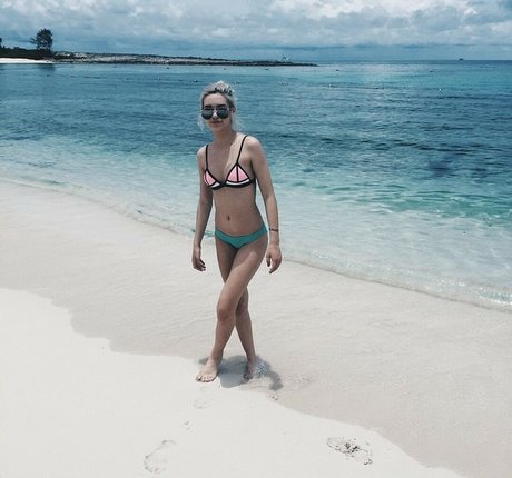 Amanda Steele ホットなポルノスター アーカイブ