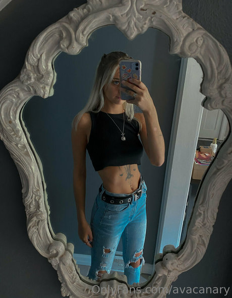 英国のティーンオンリーファン 無料 写真