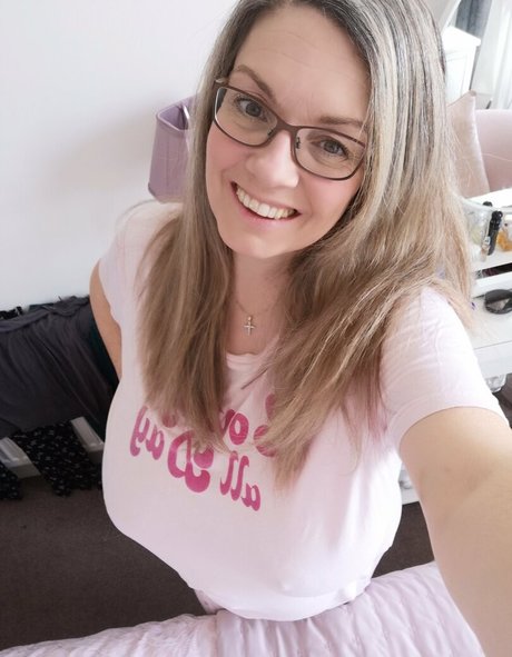 glamgran56 アダルトモデル アーカイブ