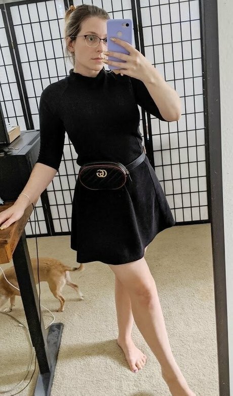 巨乳 パイズリ OnlyFans アート裸 写真