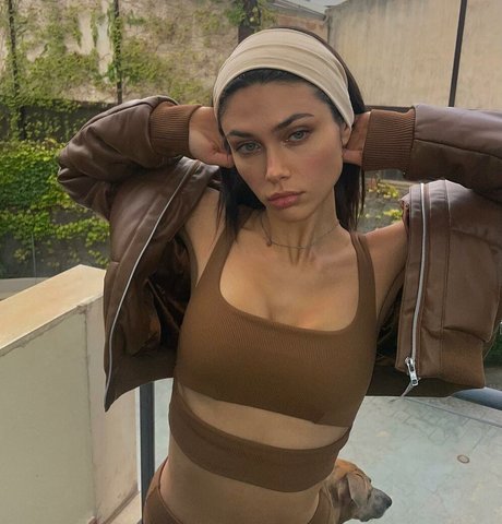 xxx エボニー オンリーファンズ 無料ヌード ギャラリー