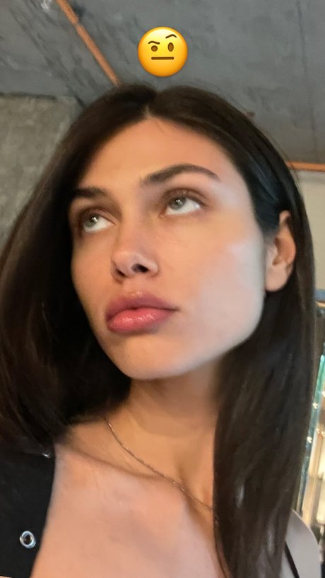 Victoria Bronova セクシーなスター ギャラリー