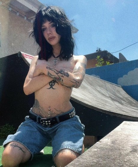 巨乳で曲線美のOnlyFans 素敵 写真