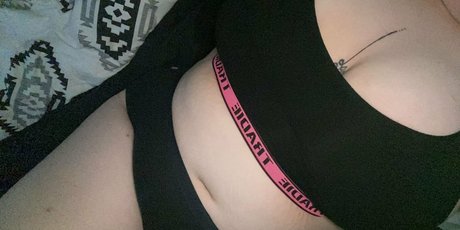 新しいモデルOnlyFans セクシーヌード 写真