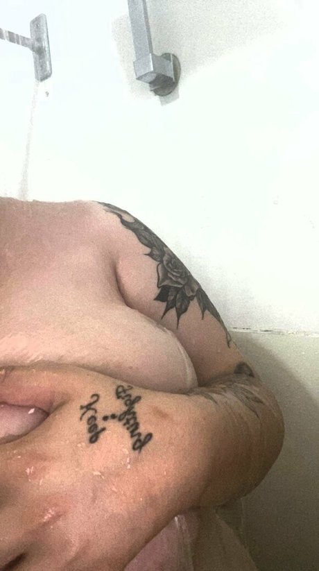 yazminrose12 アートスター ギャラリー