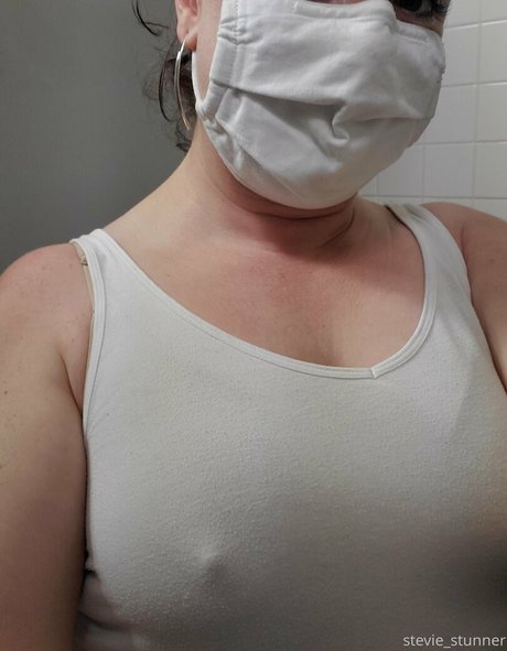 stevie stunner 裸の女優 ギャラリー