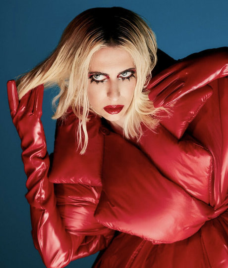 Hila Klein ポルノスター HD 写真