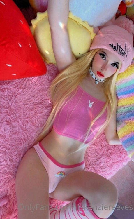 ゲイビデオ OnlyFans ホット 画像