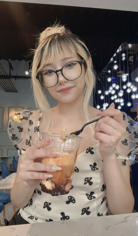 idlesann free スター ヌード 画像