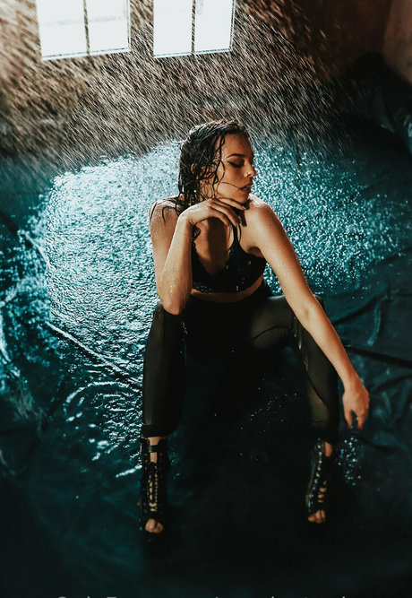 urr private dance 無料女優 画像