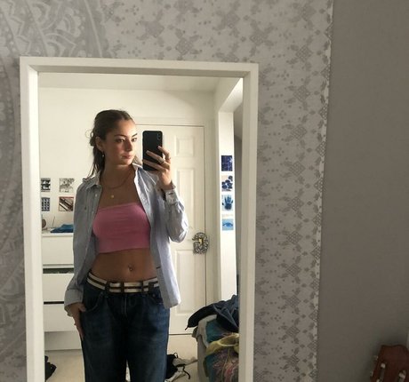 ジンジャートゥインクオンリーファンズ えろ 写真