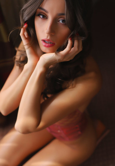 巨乳の黒人女性オンリーファンズ 無料セックス 画像