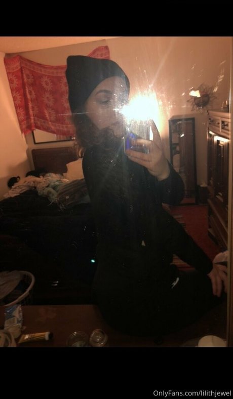 lilithjewel ヌードのポルノスター 画像