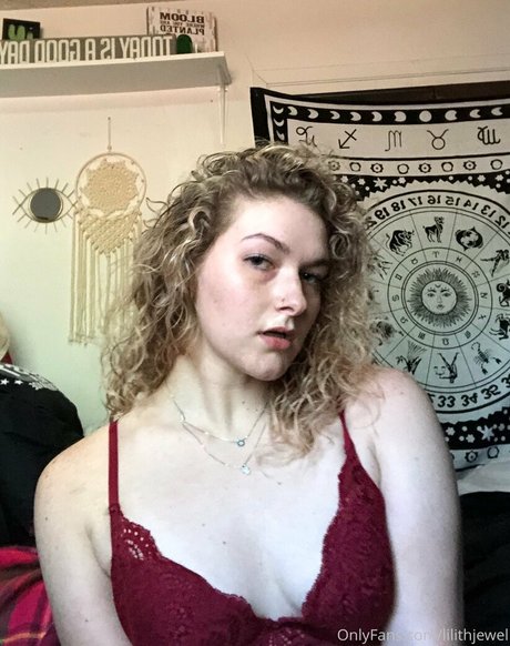 lilithjewel ポルノスター アート 写真