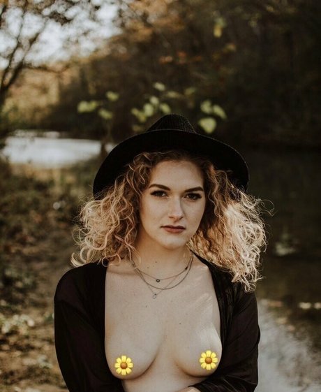 lilithjewel ポルノスター 可愛い ギャラリー