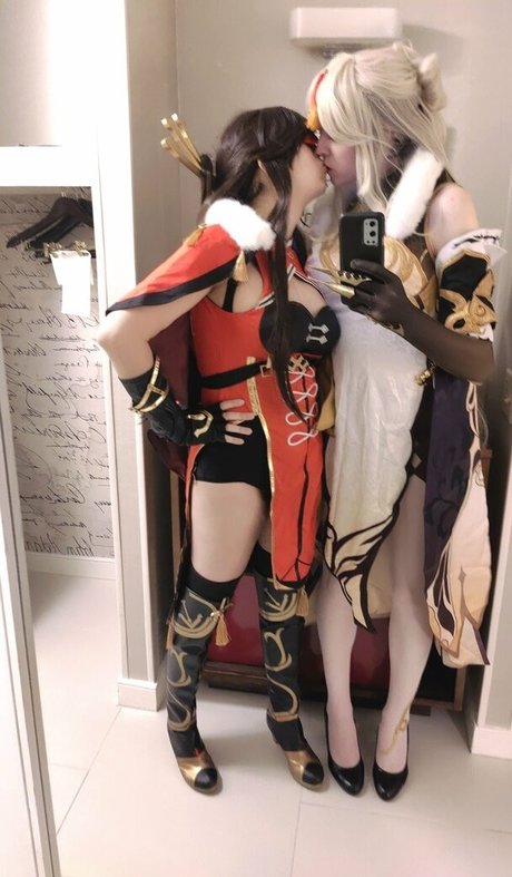 熟女メガネOnlyFans ホットヌード ギャラリー