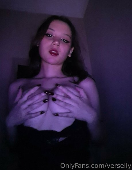 verseily ポルノスター アダルト 写真