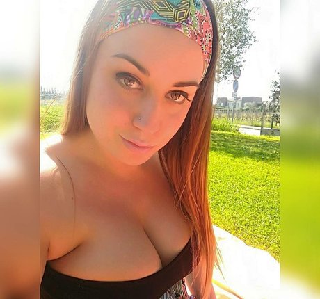 curvygirl89 ポルノスター セクシー 写真