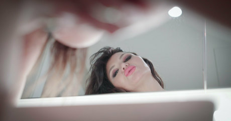 parallaxxx ポルノ女優 写真