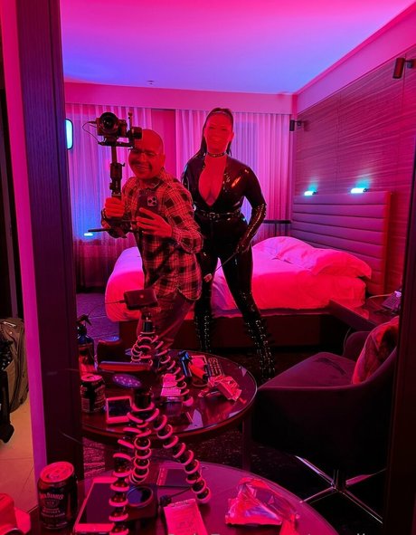 parallaxxx ポルノスター 独占 ギャラリー